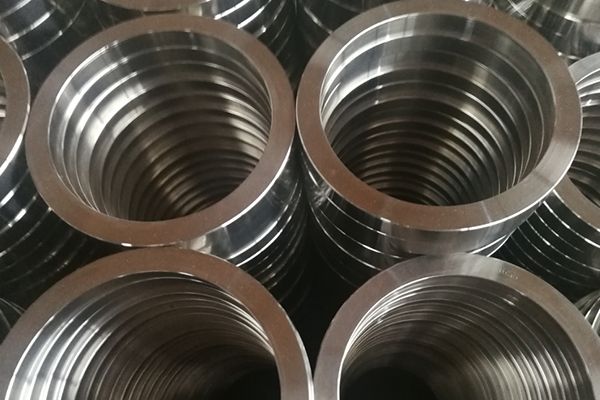 Perché gli alloggi del filtro in acciaio industriale dovrebbero essere dipinti?